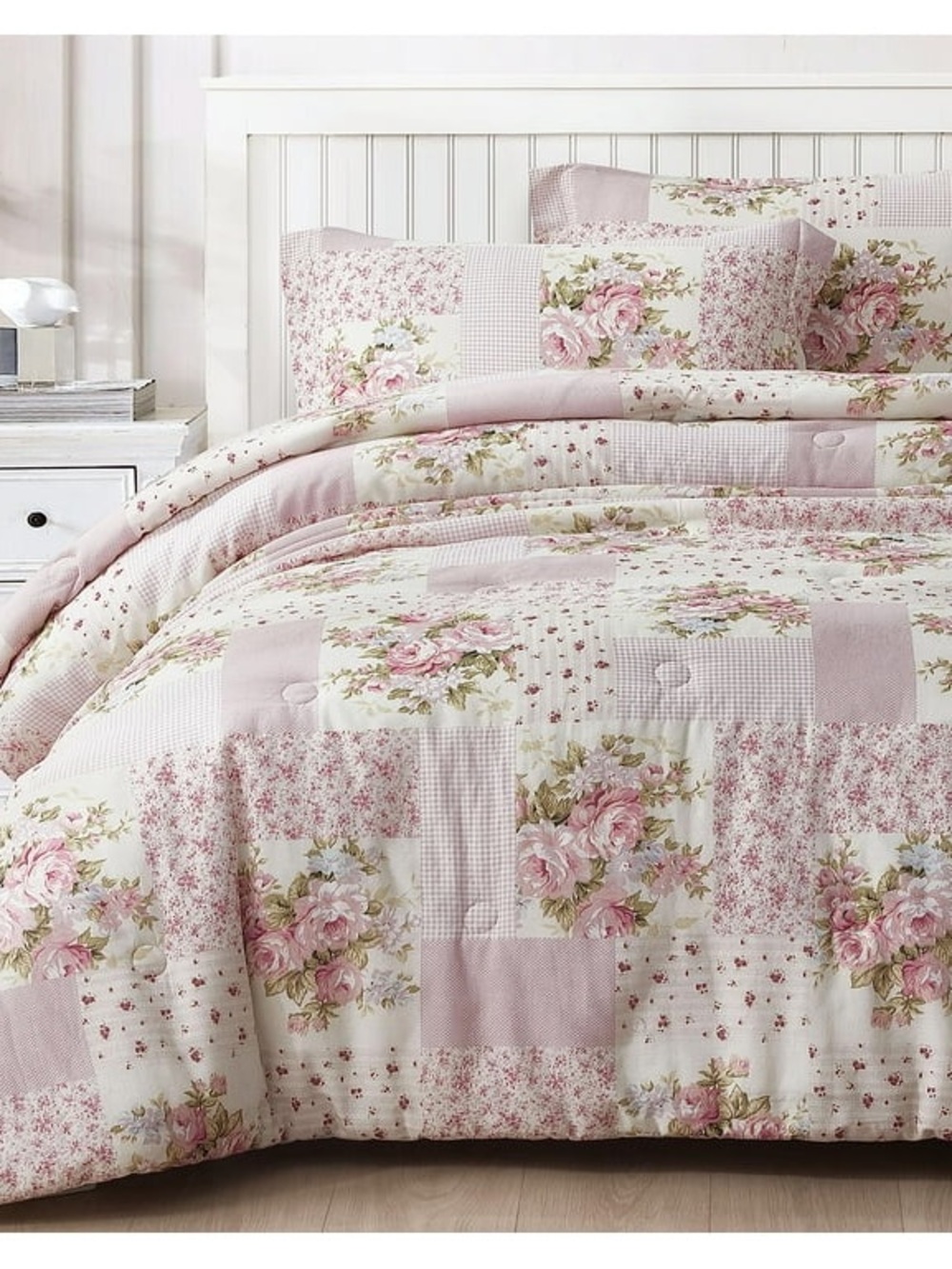 Floral Patchwork Queen 3 piece cotton Comforter Set in Pink
